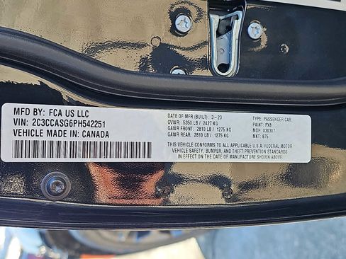 Used 2023 Chrysler 300 Touring L w/ Comfort Group image 27