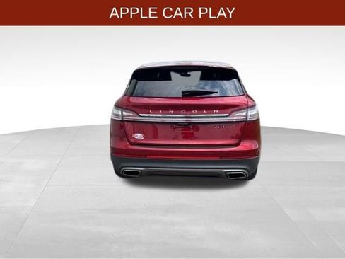 Used 2019 Lincoln Nautilus Select AWD/4WD image 6