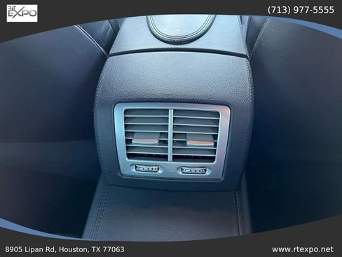 Used 2013 Mercedes-Benz CL 550 4MATIC image 32