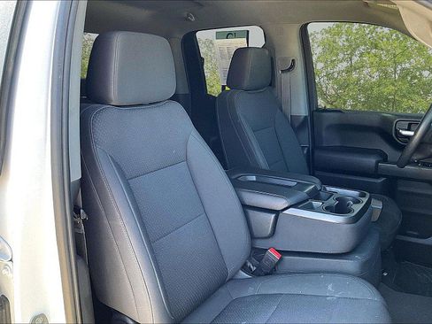 Used 2022 Chevrolet Silverado 1500 Custom AWD/4WD image 28