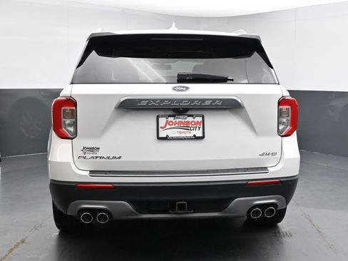 Used 2022 Ford Explorer Platinum w/ Equipment Group 601A image 8