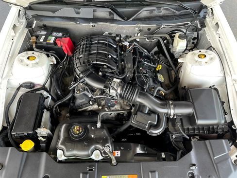 Used 2013 Ford Mustang Coupe RWD image 15
