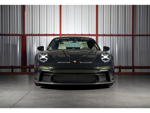 Used 2023 Porsche 911 GT3 image 9