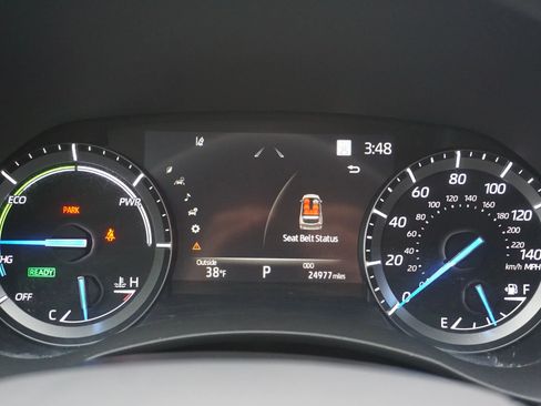 Used 2021 Toyota Highlander XLE image 39