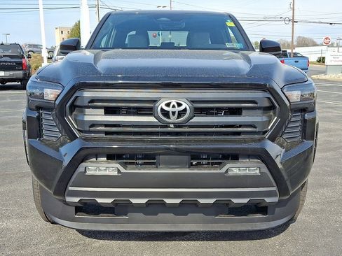 New 2026 Toyota Tacoma SR5 RWD image 2