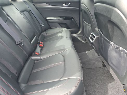 Used 2023 Kia K5 GT image 11