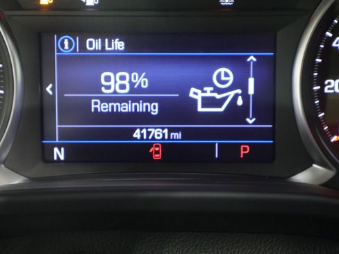 Used 2023 GMC Acadia SLE w/ LPO, Cargo Package AWD/4WD image 38
