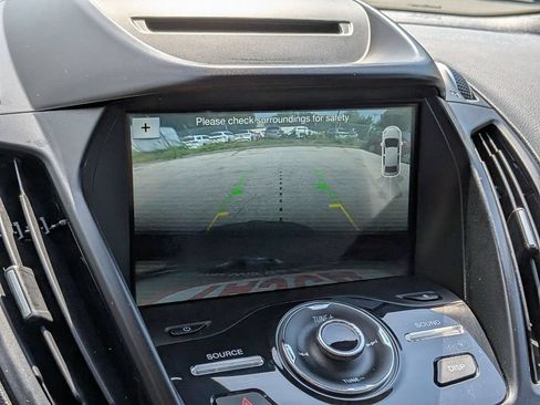 Used 2018 Ford Escape Titanium w/ Ford Safe & Smart Package AWD/4WD image 20