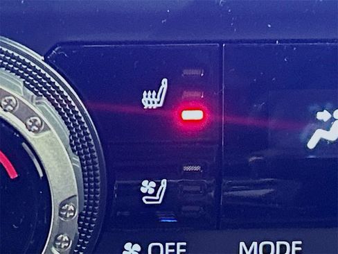 New 2026 Toyota 4Runner Limited image 18