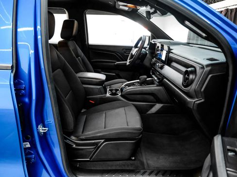 Used 2023 Chevrolet Colorado Trail Boss w/ Advanced Trailering Package AWD/4WD image 37