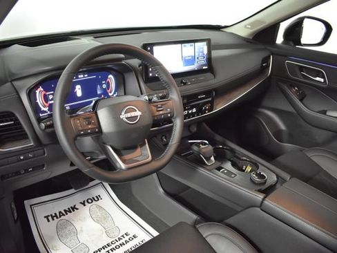 Used 2026 Nissan Rogue Platinum w/ Platinum Premium Package AWD/4WD image 13