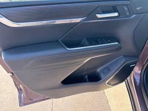 Certified 2025 GMC Acadia Elevation image 10