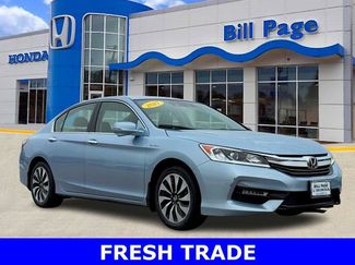 Used 2017 Honda Accord Hybrid Sedan video 1
