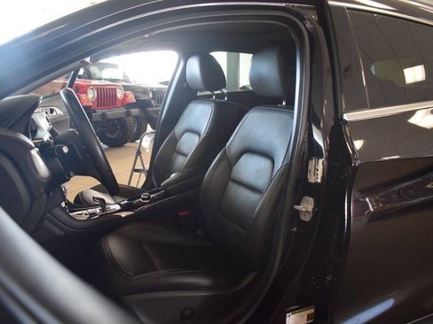 Used 2018 INFINITI QX30 Premium w/ Navigation Package image 46