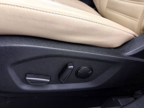 Used 2023 Ford Edge SEL w/ Convenience Package AWD/4WD image 18