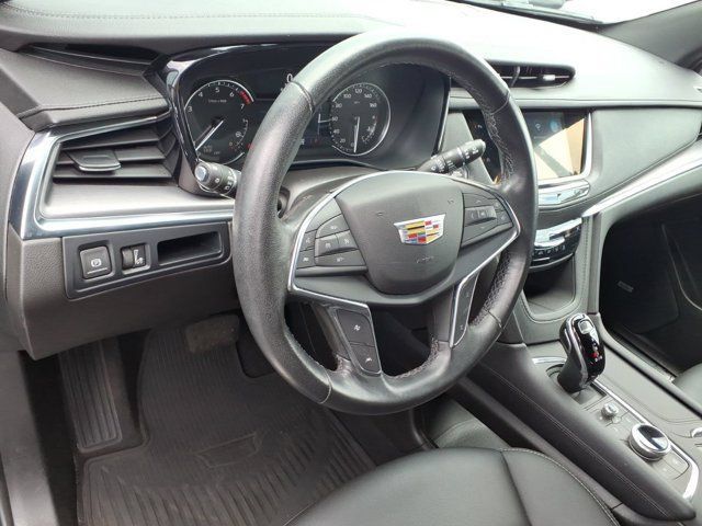 Used 2023 Cadillac XT5 Luxury AWD/4WD image 8