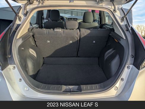 Used 2023 Nissan Leaf S image 21