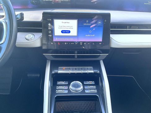 Used 2024 Lincoln Nautilus Reserve image 14