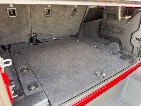 Used 2022 Jeep Wrangler Unlimited Sport image 14