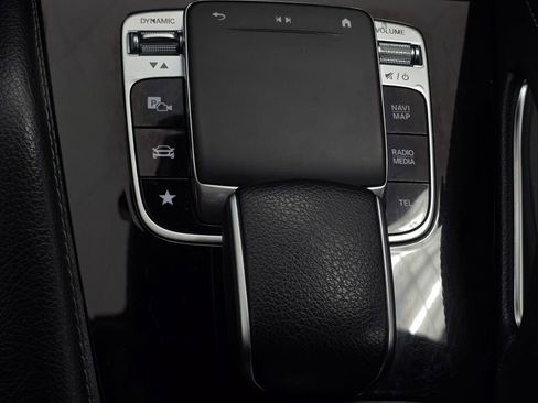 Used 2020 Mercedes-Benz GLE 450 4MATIC image 45