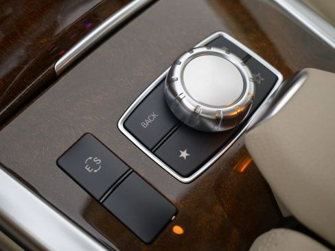 Used 2015 Mercedes-Benz E 250 E250 BLUETEC image 40