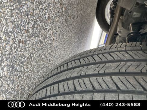 Used 2024 Toyota Grand Highlander XLE image 29