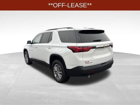 Used 2023 Chevrolet Traverse LT image 5