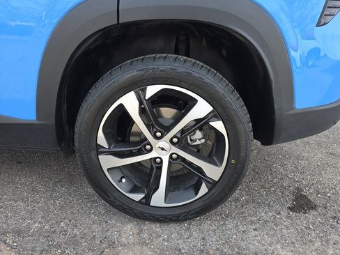 Used 2024 Chevrolet Trax RS w/ Driver Confidence Package image 31