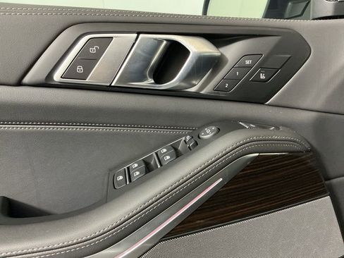 New 2026 BMW X5 sDrive40i w/ Climate Comfort Package image 21