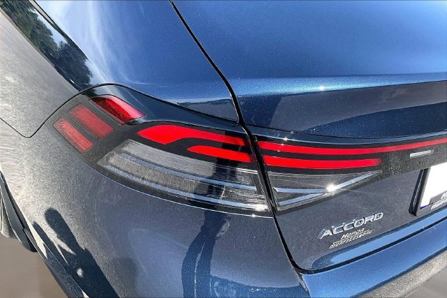 Certified 2025 Honda Accord SE image 22