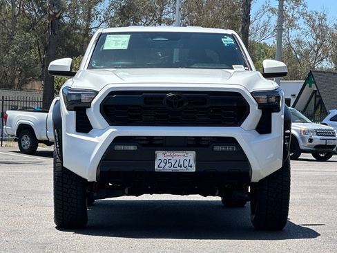 Used 2024 Toyota Tacoma TRD Off-Road AWD/4WD image 7