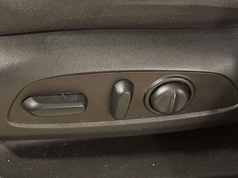 Used 2023 Chevrolet Equinox LT image 14