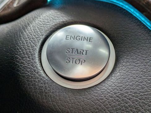 Used 2014 Mercedes-Benz GL 350 BlueTEC 4MATIC image 32