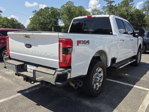 Used 2023 Ford F250 Lariat w/ Chrome Package AWD/4WD image 8