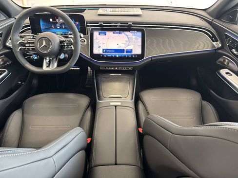 Certified 2026 Mercedes-Benz E 53 AMG e 4MATIC Sedan image 8