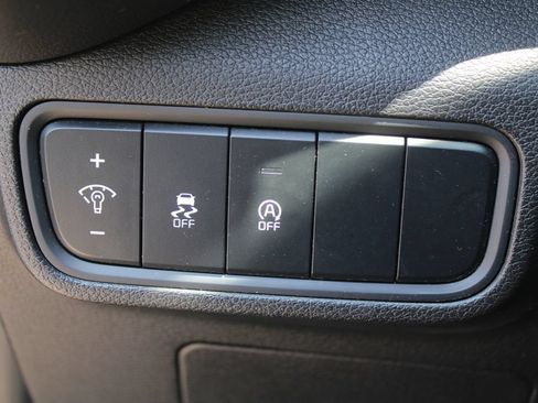 Certified 2024 Kia Soul LX w/ Option Group 015 FWD image 25