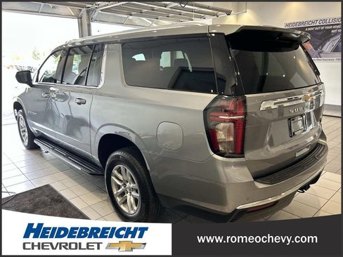 Used 2023 Chevrolet Suburban LS AWD/4WD image 5