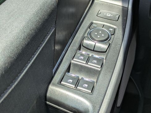 Used 2023 Ford F250 Lariat w/ Black Appearance Package AWD/4WD image 20