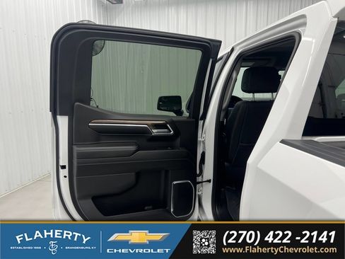 Used 2023 Chevrolet Silverado 1500 RST w/ Rally Edition AWD/4WD image 10