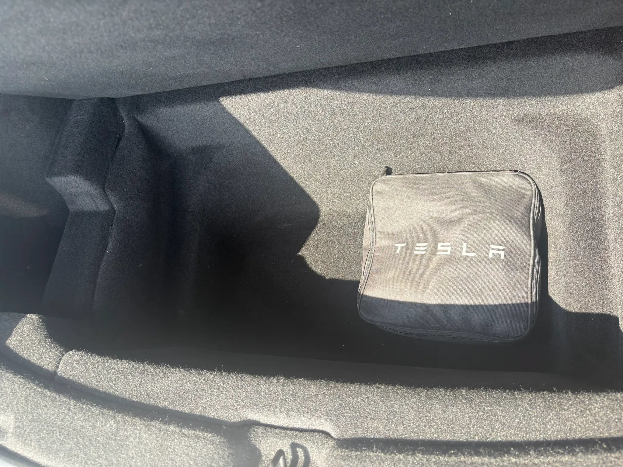 Used 2026 Tesla Model Y 2WD image 30
