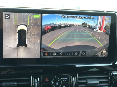 New 2026 Nissan Pathfinder SL w/ SL Premium Package image 30