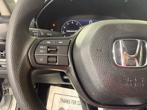 Used 2025 Honda Accord SE image 31