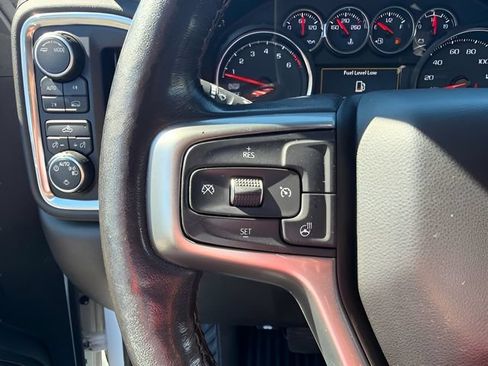 Used 2021 Chevrolet Silverado 1500 LT AWD/4WD image 18