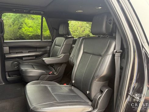 Used 2020 Ford Expedition Max XLT w/ Equipment Group 202A RWD image 26