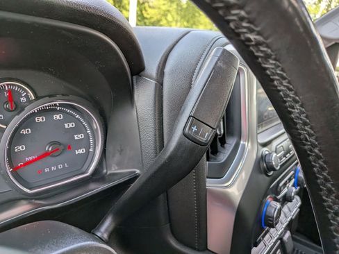 Used 2019 Chevrolet Silverado 1500 LT w/ All-Star Edition AWD/4WD image 12