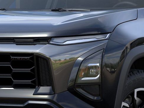 New 2025 Chevrolet Equinox ACTIV image 10