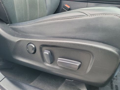 Used 2018 Lexus RX 350 AWD w/ Premium Package image 33