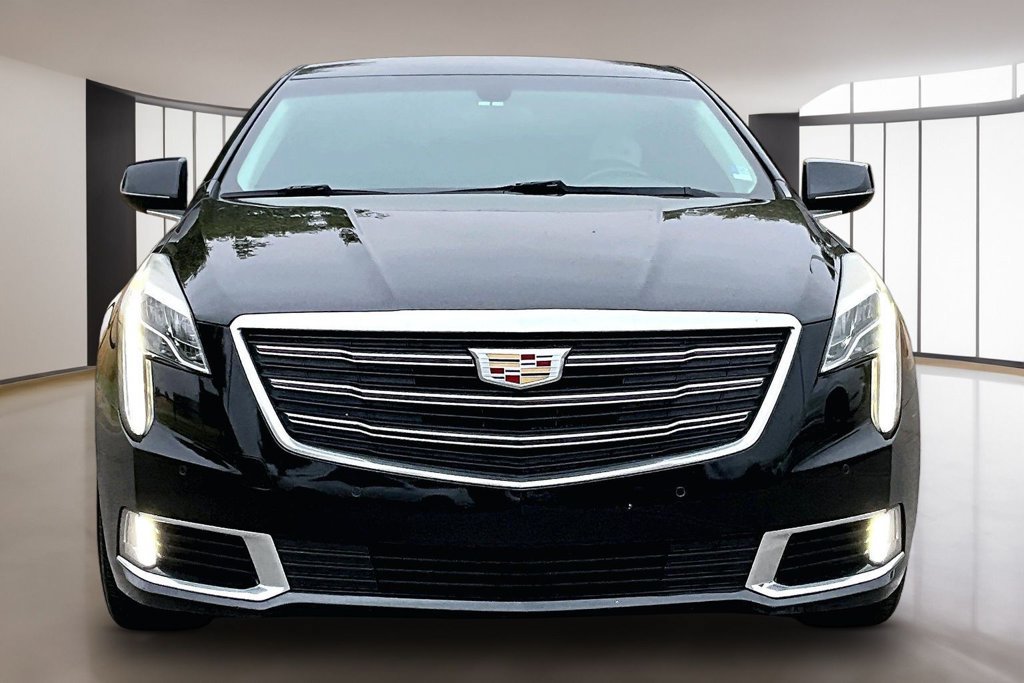 Used 2018 Cadillac XTS Luxury FWD image 3