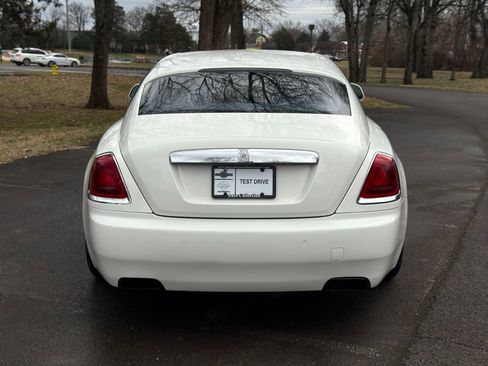 Used 2016 Rolls-Royce Wraith image 6