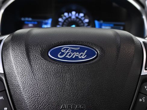 Used 2021 Ford Edge Titanium w/ Equipment Group 301A AWD/4WD image 35